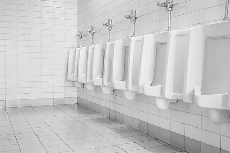 BiOHY WC-Reiniger (12x1l Flasche) | EXTRA STARK | Profi Bio Konzentrat | Dickflüssiges Reinigungs-Gel | Ideal Gegen Urinstein – Bild 6